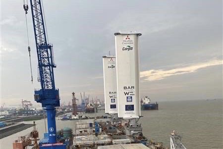 202406261457431719385063588183.jpg 玻璃鋼翼型風(fēng)帆2.JPG